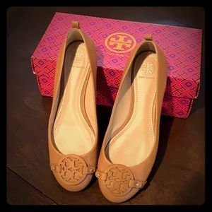 TORY BURCH FLATS - Excellent condition!